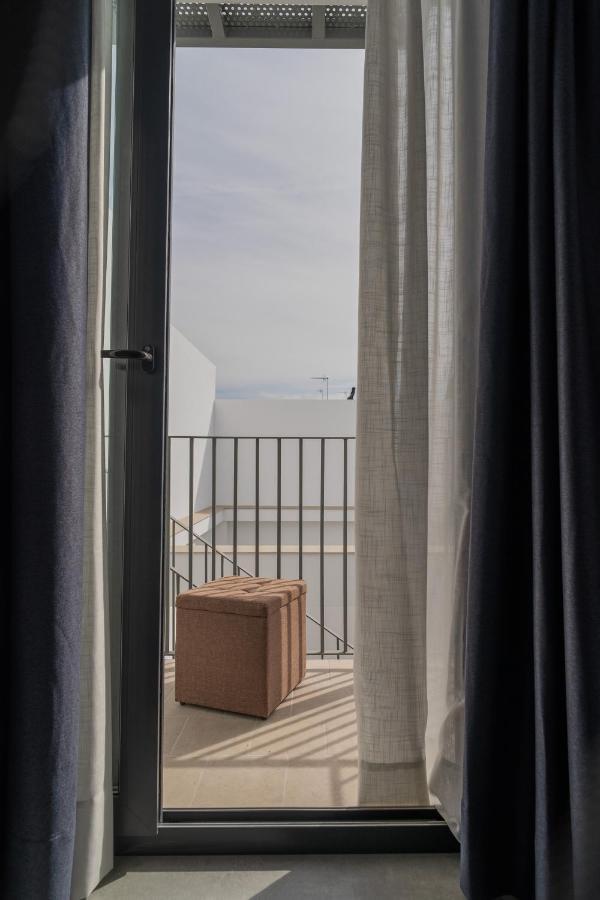 Riam Suites Apartamentos Los Palacios Y Villafranca Dış mekan fotoğraf