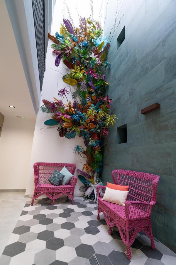 Riam Suites Apartamentos Los Palacios Y Villafranca Dış mekan fotoğraf